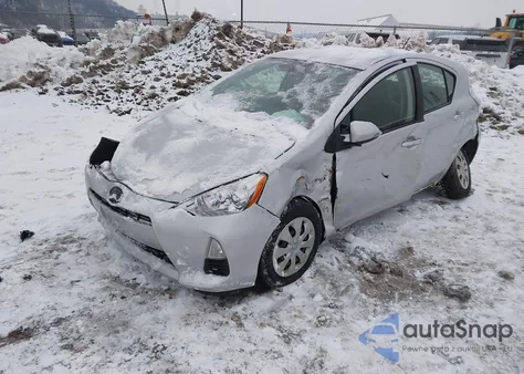 2012 Toyota Prius C Two z USA, uszkodzony, nr VIN JTDKDTB33C1006279